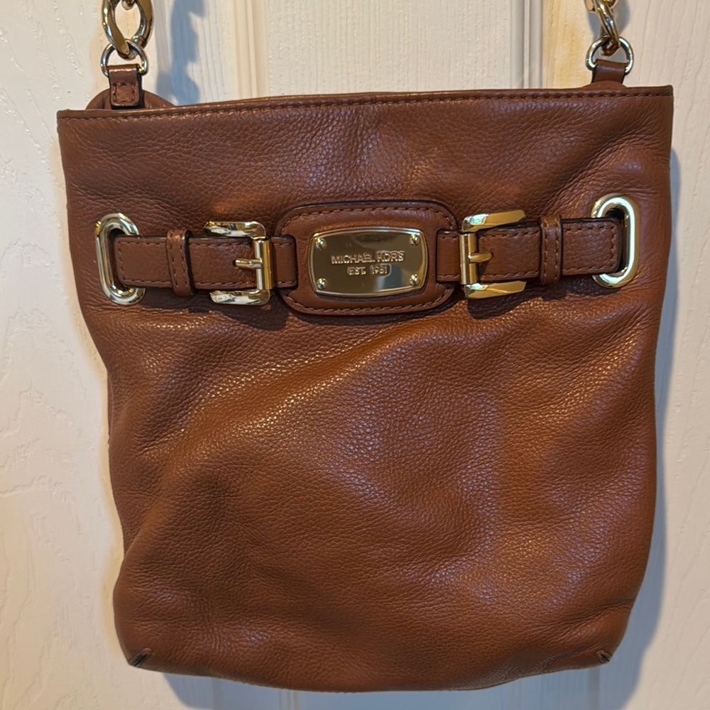 Michael Kors Tan Pebbled Leather Crossbody Bag with Gold Hardware
